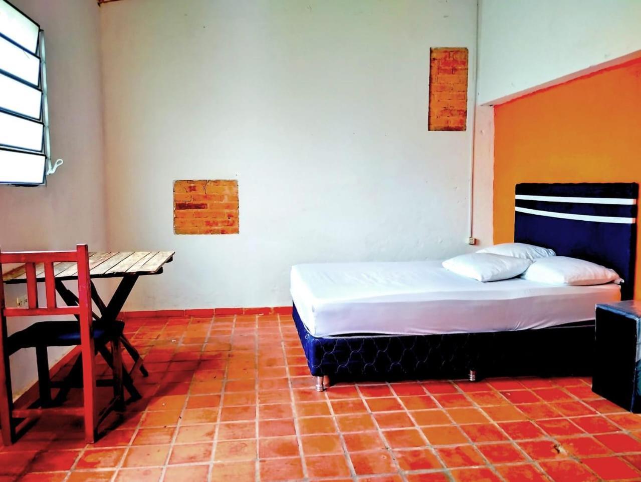 Mediterraneo Youth Hostel Ασουνσιόν Εξωτερικό φωτογραφία